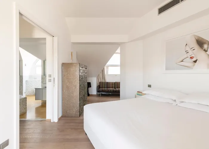 Design With Terrace, Modern And Stylish, 3 Bedrooms, 6 Guests *