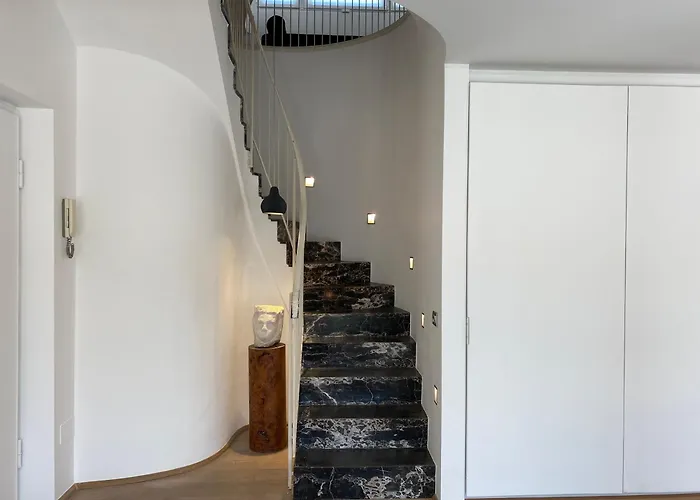 Apartman Design With Terrace, Modern And Stylish, 3 Bedrooms, 6 Guests