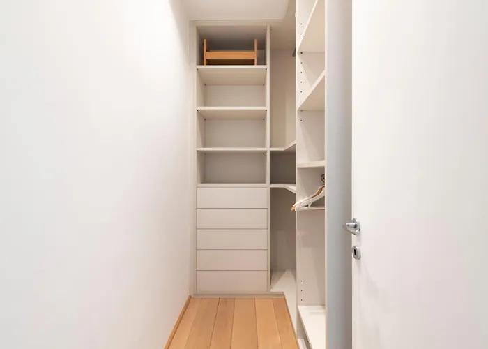 Design With Terrace, Modern And Stylish, 3 Bedrooms, 6 Guests *