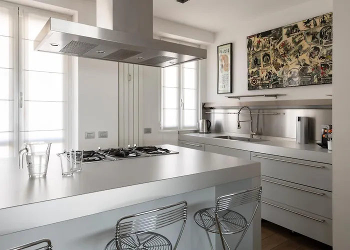 Design With Terrace, Modern And Stylish, 3 Bedrooms, 6 Guests Apartman Milánó