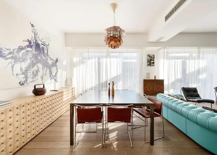 Apartman Design With Terrace, Modern And Stylish, 3 Bedrooms, 6 Guests *