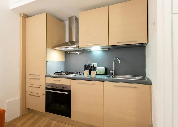 Appartement Co99- Large Lanzone Milaan