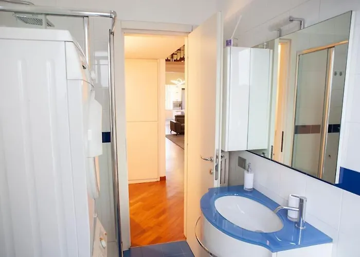 Bright And Comfy In A Beautiful Contemporary * Milano