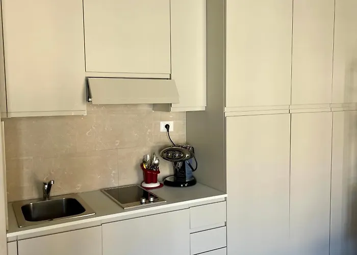 Ripa39 - Ampio Monolocale Affaccio Naviglio Grande Milano