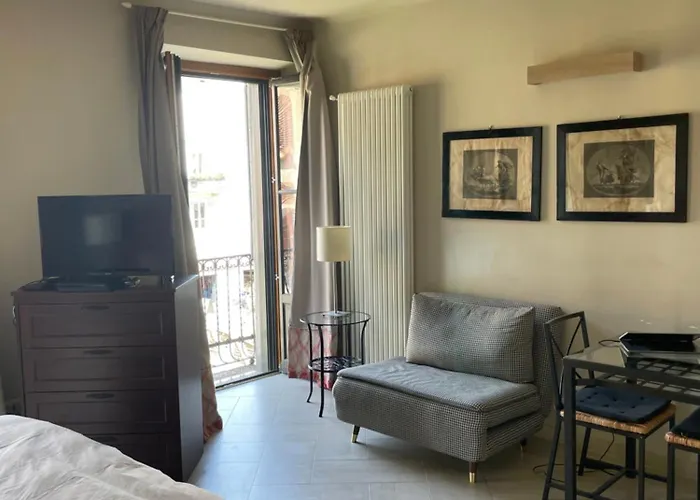 Ripa39 - Ampio Monolocale Affaccio Naviglio Grande Milano