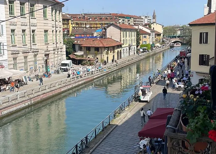 Ripa39 - Ampio Monolocale Affaccio Naviglio Grande 밀라노