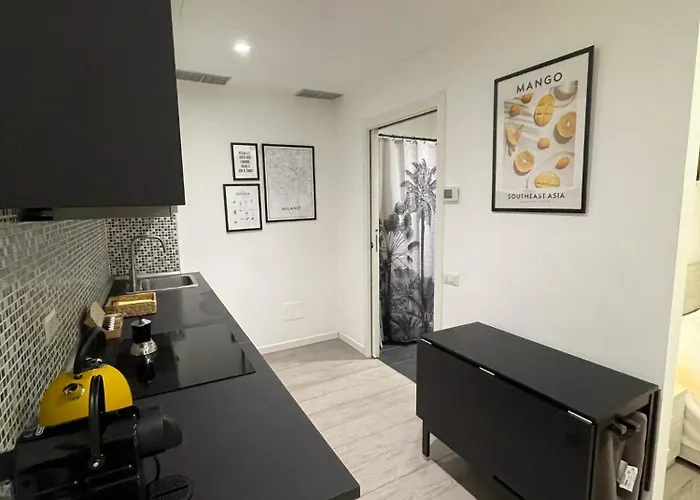 Lambrate 24h Check In Fully Equipped Милан