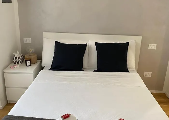 La Regina Delle Locazioni Accanto Bocconi 아파트