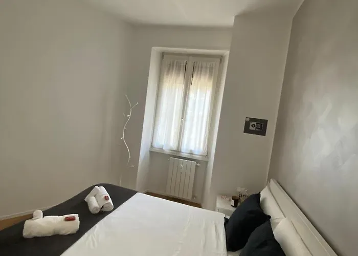 아파트 La Regina Delle Locazioni Accanto Bocconi *