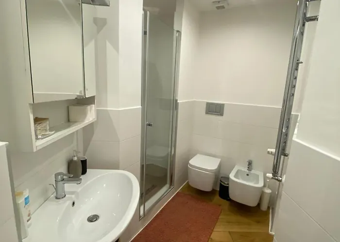 La Regina Delle Locazioni Accanto Bocconi 밀라노