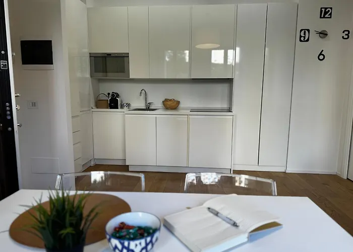 La Regina Delle Locazioni Accanto Bocconi 밀라노