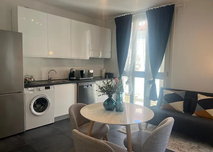 Appartamento La Regina Delle Locazioni Nel Centro Storico Di *