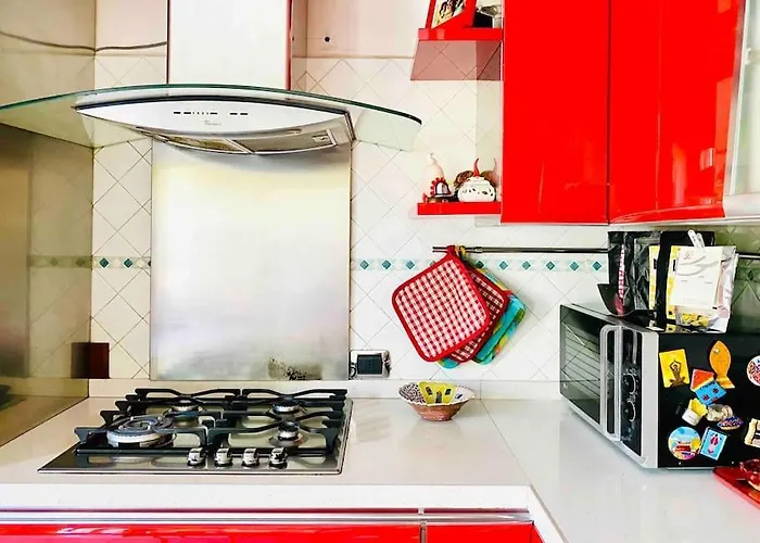 Artistic 2-bedroom アパート