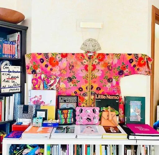 Artistic 2-bedroom
