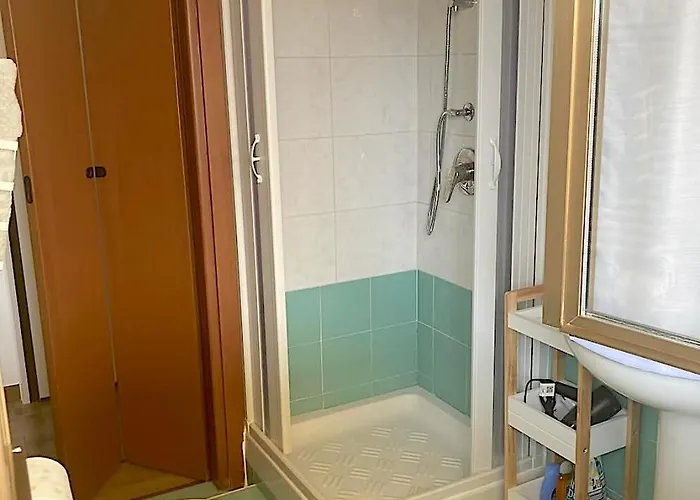 Monolocale Con Ampio Terrazzo Appartamento *