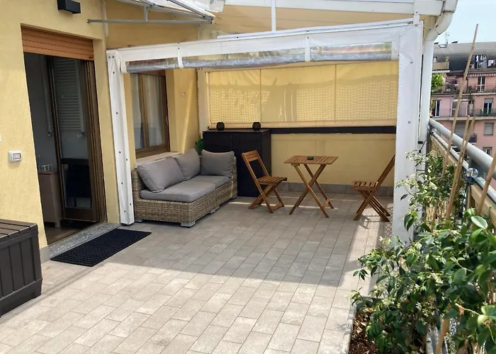 Monolocale Con Ampio Terrazzo *