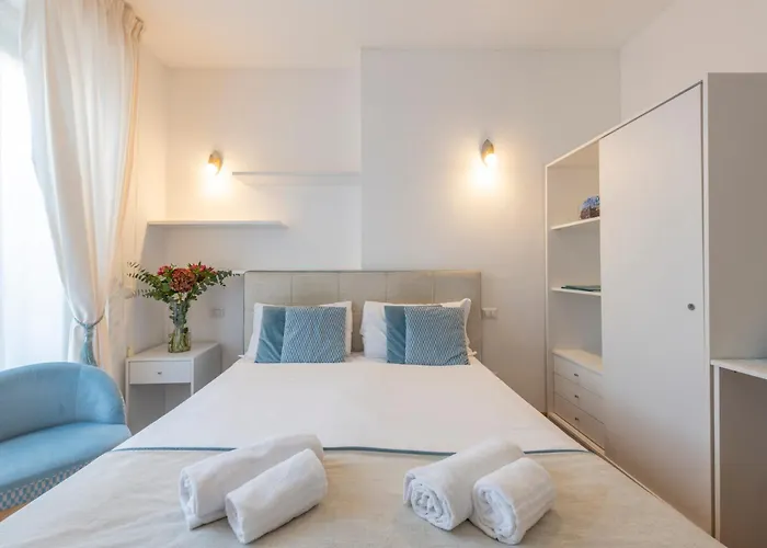 Flowers 3* מילאנו