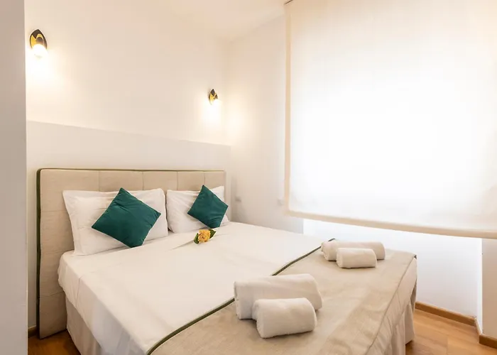 בית הארחה Flowers