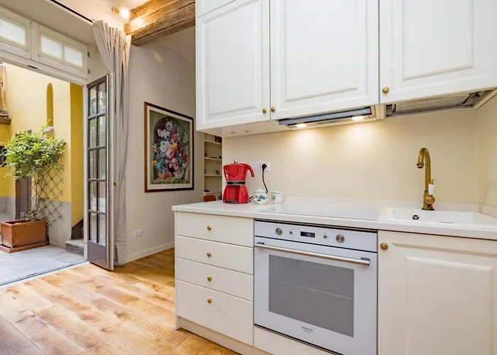 Charme Loft - 5 Min Duomo דירה *