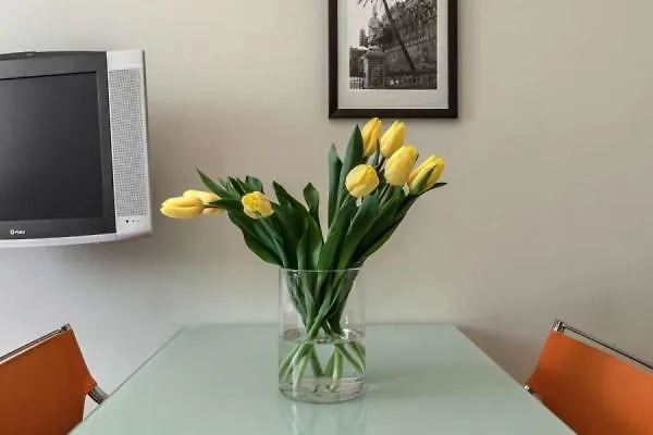 Repubblica Casati 32 * Milán