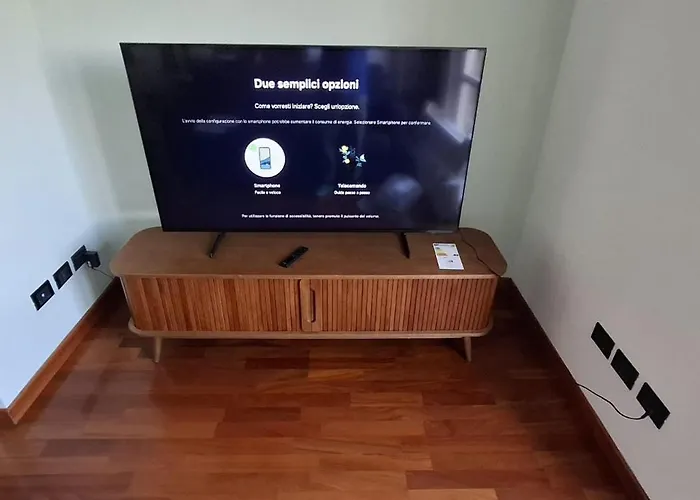 Con 2 Da Letto Navigli + Parcheggio Per 2 Auto מילאנו