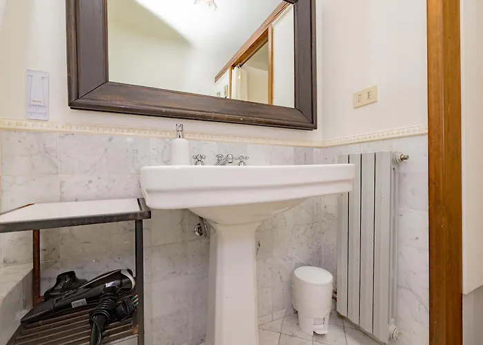 Luxury Naviglio House - 10 Min Cathedral Appartamento Milano