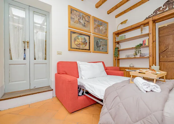 Luxury Naviglio House - 10 Min Cathedral *