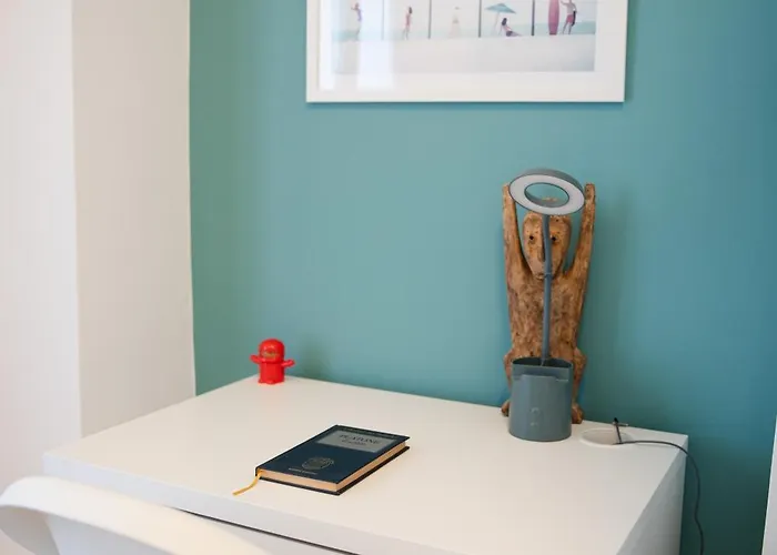 דירה Bright 2-room For Friends And Relatives מילאנו