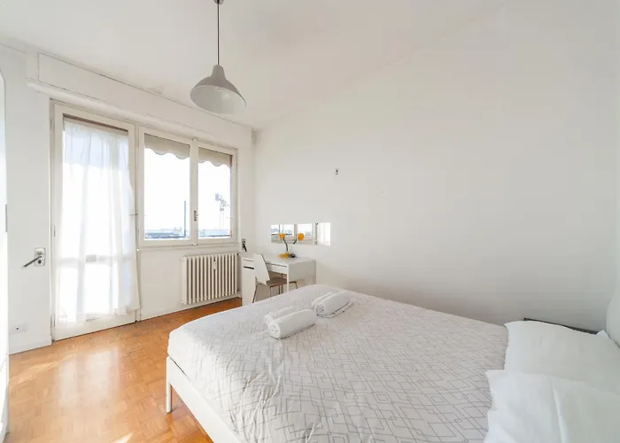 Attico 8vo Piano - Citta Studi - 8 Posti Letto Apartman Milánó