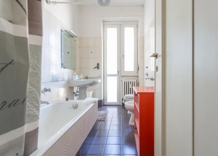 Attico 8vo Piano - Citta Studi - 8 Posti Letto *