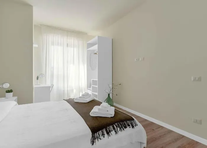 Vibrant Navigli Block With Aircondition Porta Genova M2 * מילאנו