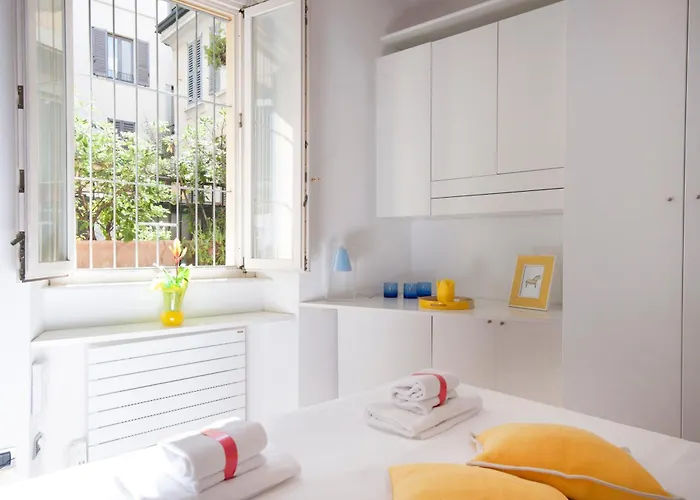 Montenapoleone In The Heart Of - Location Possible Apartment *