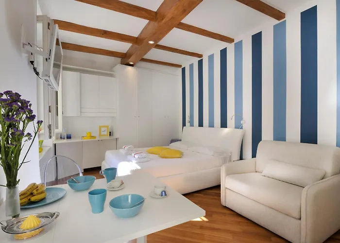 Montenapoleone In The Heart Of - Location Possible *