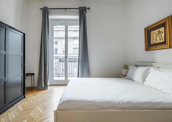 Luxury 4 Bedrooms In The Center Of *