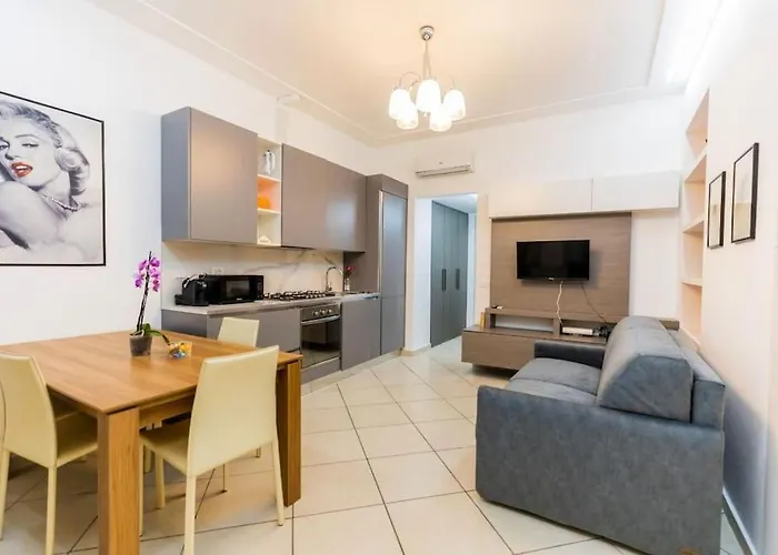 Atene Bilocale In Affitto Breve * Milán