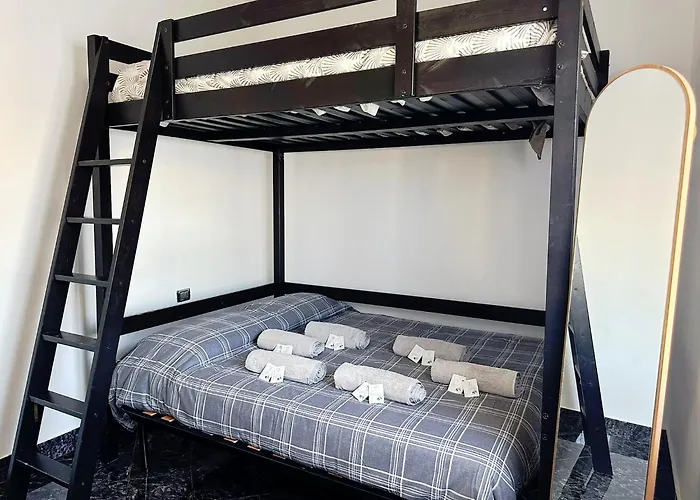 Red House - Beautiful - Metro M1 Apartamento *