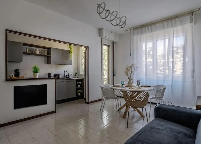 Casa Dei Tulipani * Milano