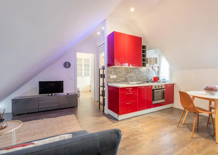 Luxury Piola - 7sundays *