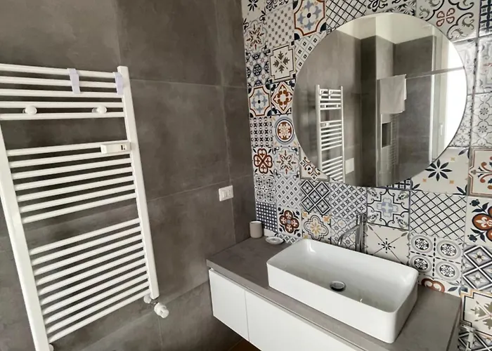 Daire Trilocale Con Vista E Due Bagni Metro 4 Skynest