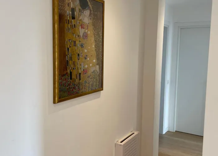 Appartamento Trilocale Con Vista E Due Bagni Metro Blu Piazza Frattini Milano