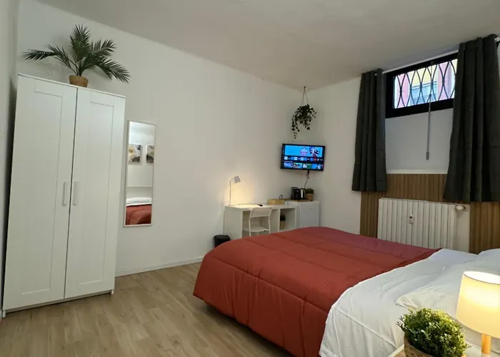 In Town - In Life Near San Siro Stadium *