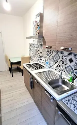 Dream Stanza 1 In Condiviso Con Bagno Privato Esterno 3* Milão