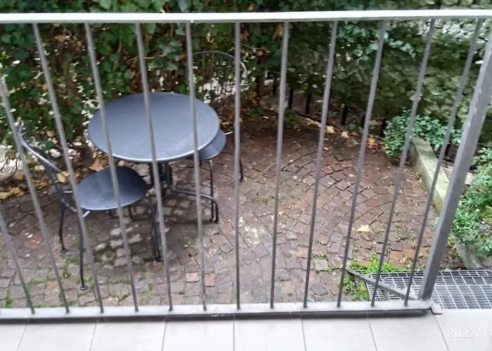 Lovely 2 With Small Garden Milaan