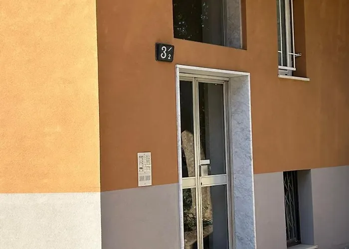 Lovely 2 With Small Garden Appartement Milaan