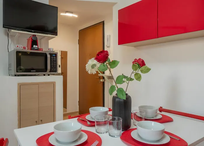 Romantica, Metro A 20m, Duomo E A 10 Min, Isola Mailand