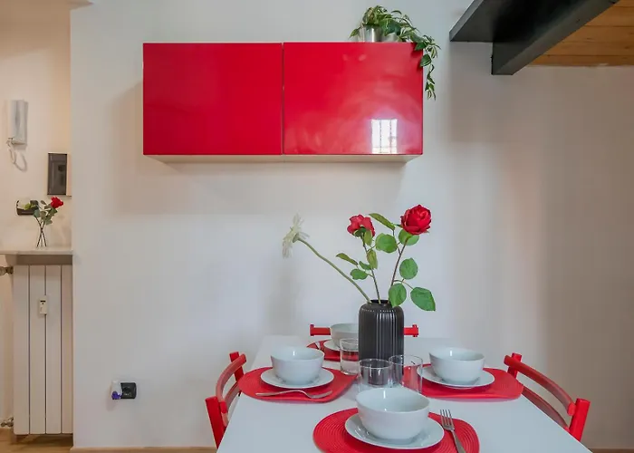 Romantica, Metro A 20m, Duomo E A 10 Min, Isola Apartment