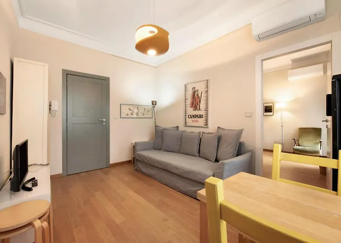 Comfy And Quiet, Great Location Apartmán Milán