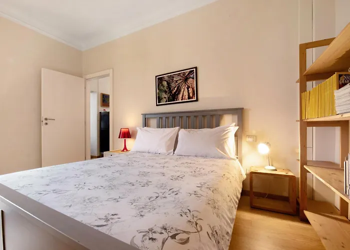 Comfy And Quiet, Great Location *