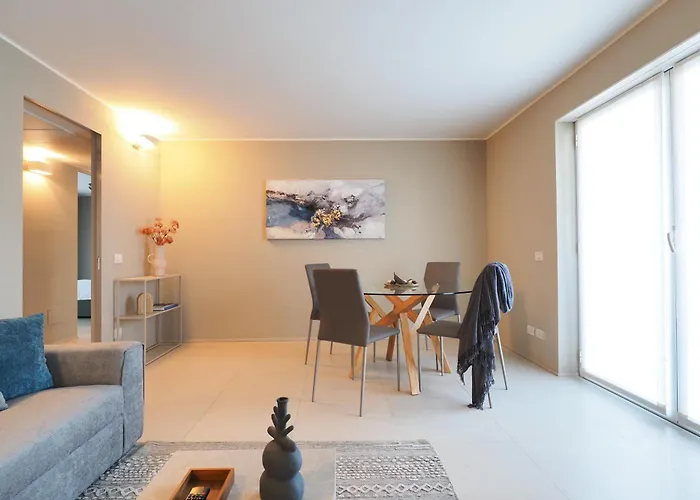 Elegante, Spazioso E Silenzioso Nel Cuore Di Appartement Milaan