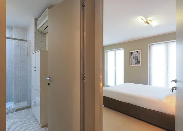 Elegante, Spazioso E Silenzioso Nel Cuore Di Apartmán